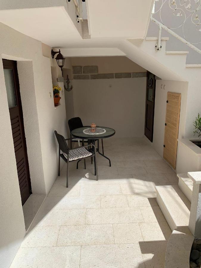 Karmelita'S Place -Studio Sibenik Exterior photo
